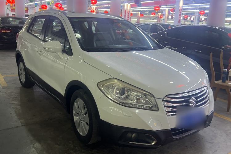 Used Suzuki S-Cross 2014 1.6L CVT Two-Wheel Drive Elite Version Exterior 2