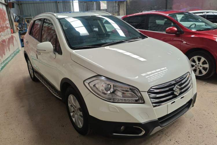 Used Suzuki S-Cross 2014 1.6L CVT Two-Wheel Drive Elite Version Exterior 2
