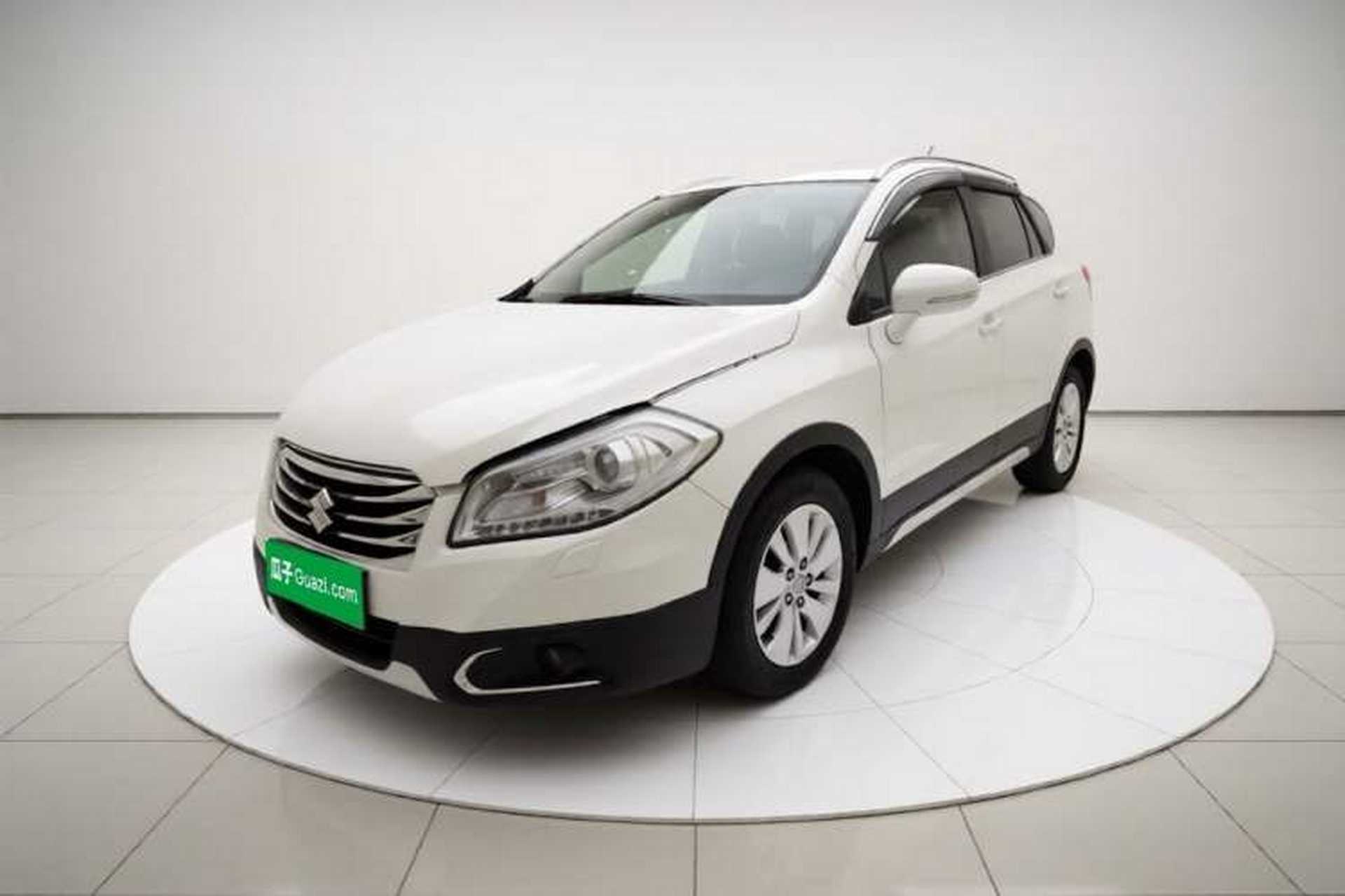 Used Suzuki S-Cross 2014 1.6L Manual Two-Wheel Drive Elite Model Exterior 3