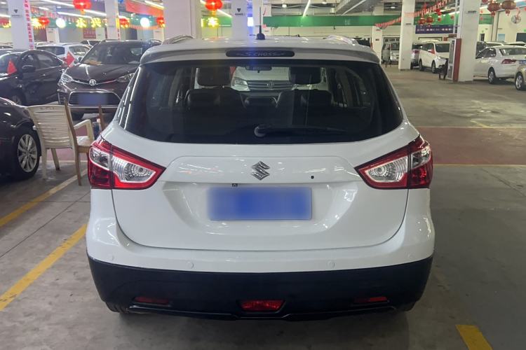 Used Suzuki S-Cross 2014 1.6L CVT Two-Wheel Drive Elite Version Exterior 4