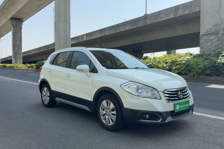 Used Suzuki S-Cross 2014 1.6L CVT Two-Wheel Drive Elite Version Exterior 4