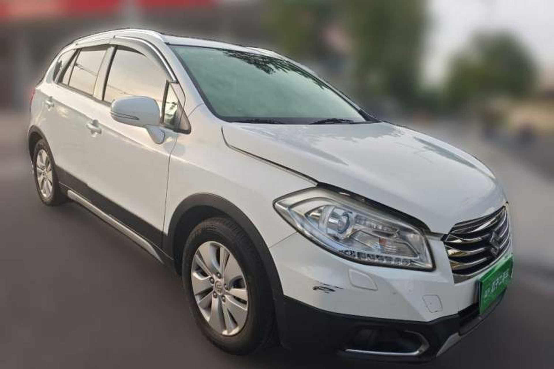 Used Suzuki S-Cross 2014 1.6L Manual Two-Wheel Drive Elite Model Exterior 5