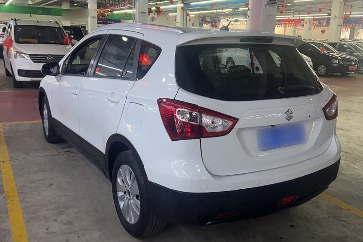 Used Suzuki S-Cross 2014 1.6L CVT Two-Wheel Drive Elite Version Exterior 5