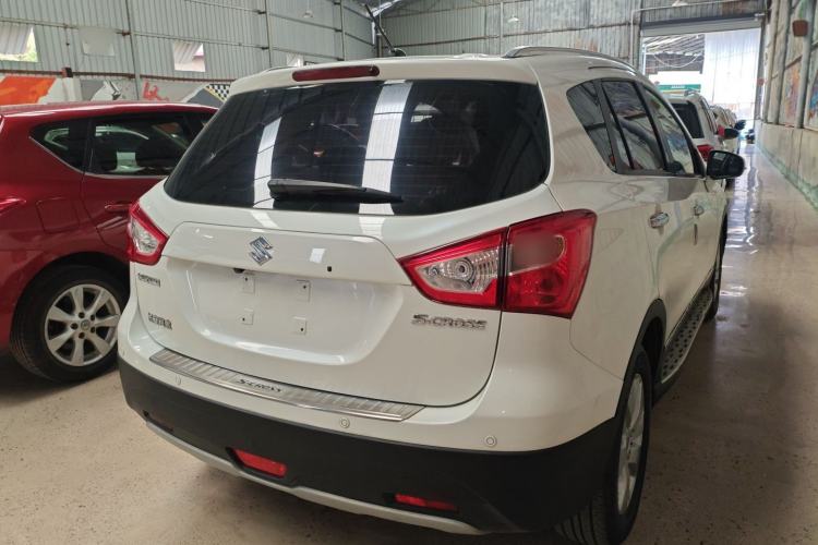 Used Suzuki S-Cross 2014 1.6L CVT Two-Wheel Drive Elite Version Exterior 5