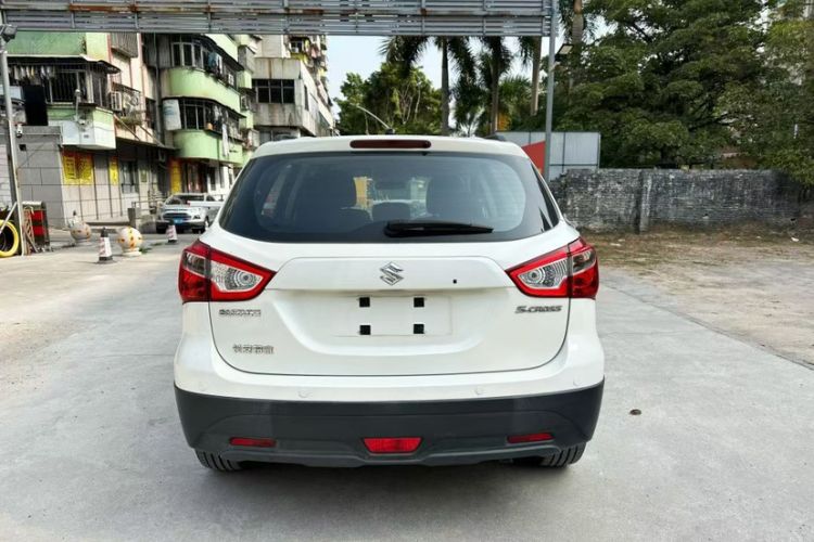 Used Suzuki S-Cross 2014 1.6L CVT Two-Wheel Drive Entry Model Exterior 8