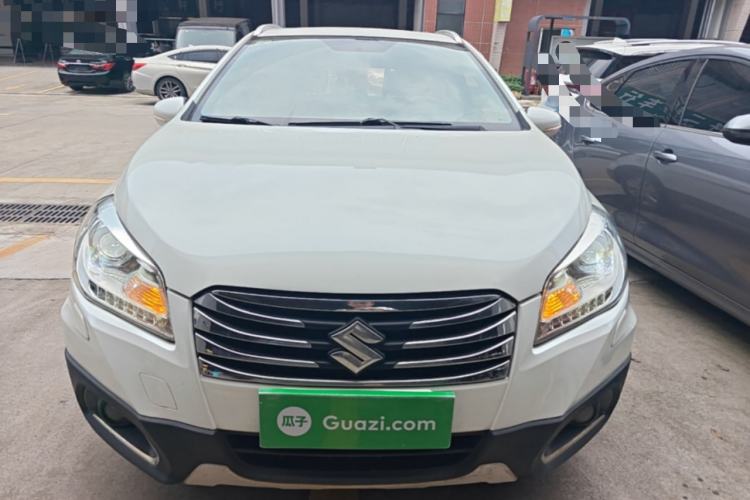 Used Suzuki S-Cross 2014 1.6L CVT Two-Wheel Drive Elite Version Front