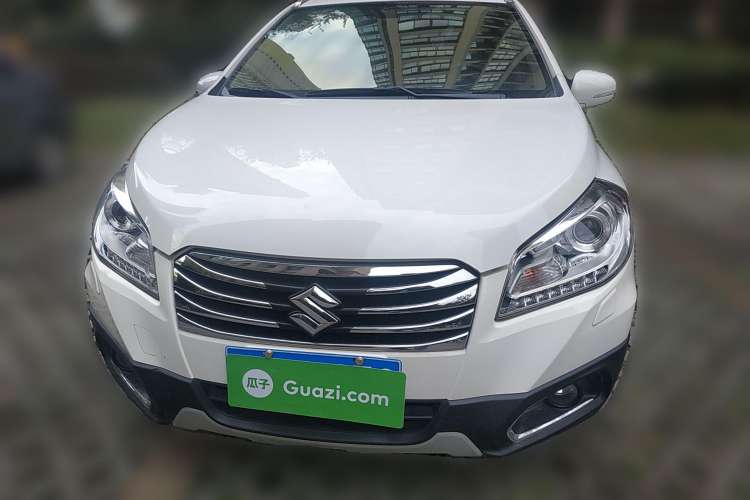 Used Suzuki S-Cross 2014 1.6L CVT Two-Wheel Drive Elite Version Front