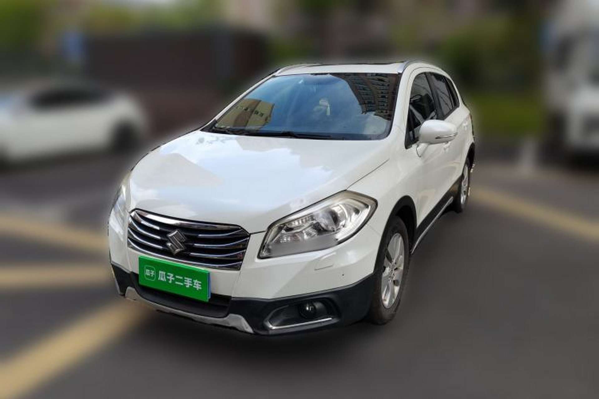 Used Suzuki S-Cross 2014 1.6L CVT Two-Wheel Drive Elite Version Front Left 45 Deg