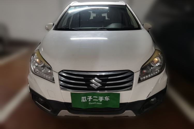 Used Suzuki S-Cross 2014 1.6L CVT Two-Wheel Drive Elite Version Front