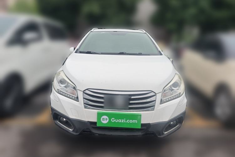 Used Suzuki S-Cross 2014 1.6L CVT Two-Wheel Drive Elite Version Front