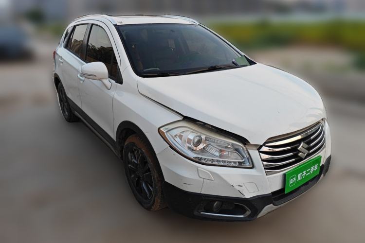 Used Suzuki S-Cross 2014 1.6L Manual Two-Wheel Drive Elite Model Front Right 45 Deg