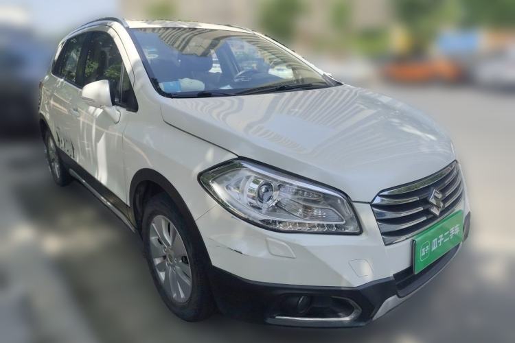 Used Suzuki S-Cross 2014 1.6L Manual Two-Wheel Drive Elite Model Front Right 45 Deg