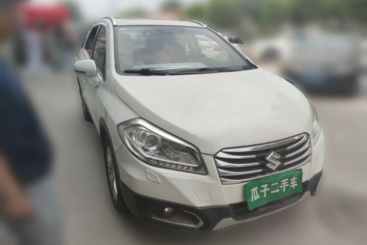Used Suzuki S-Cross 2014 1.6L Manual Two-Wheel Drive Elite Model Front Right 45 Deg