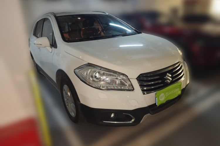 Used Suzuki S-Cross 2014 1.6L Manual Two-Wheel Drive Elite Model Front Right 45 Deg