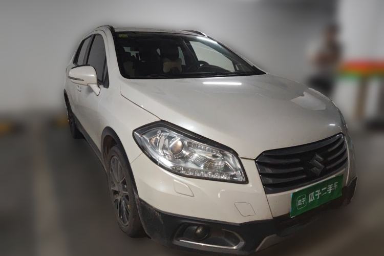 Used Suzuki S-Cross 2014 1.6L CVT Four-Wheel Drive Luxury Version Front Right 45 Deg