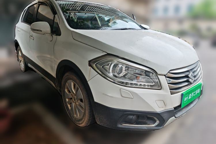 Used Suzuki S-Cross 2014 1.6L Manual Two-Wheel Drive Elite Model Front Right 45 Deg