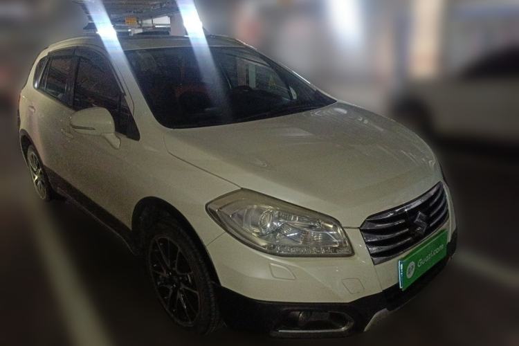 Used Suzuki S-Cross 2014 1.6L CVT Four-Wheel Drive Luxury Version Front Right 45 Deg