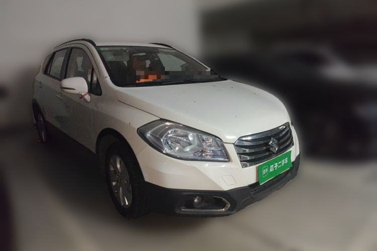 Used Suzuki S-Cross 2014 1.6L Manual Two-Wheel Drive Entry Model Front Right 45 Deg