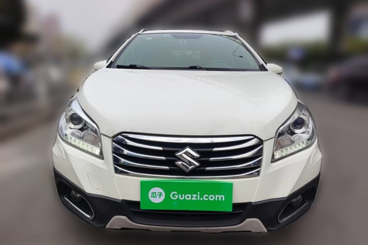 Used Suzuki S-Cross 2014 1.6L CVT Two-Wheel Drive Elite Version Front