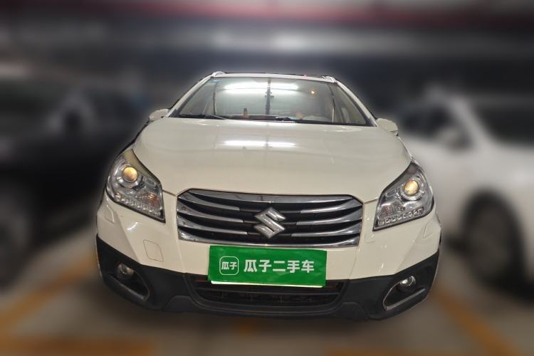 Used Suzuki S-Cross 2014 1.6L CVT Two-Wheel Drive Elite Version Front