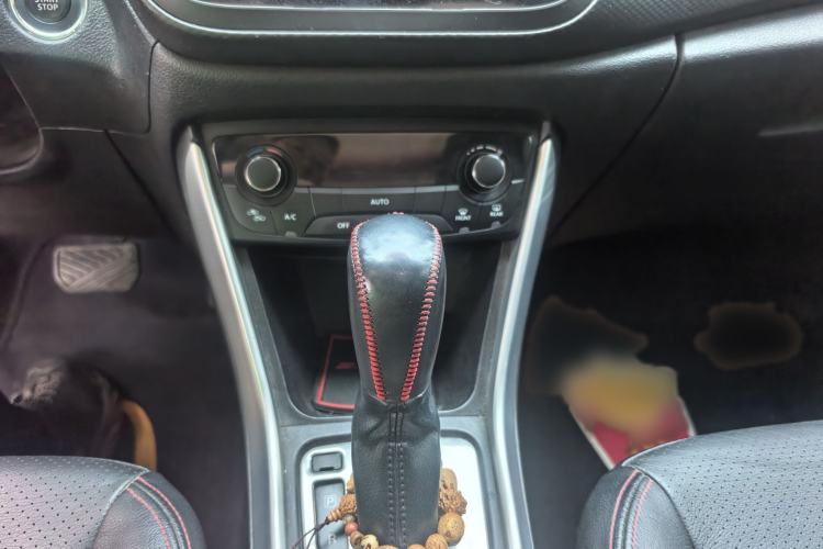 Used Suzuki S-Cross 2014 1.6L CVT Two-Wheel Drive Elite Version Gear Lever