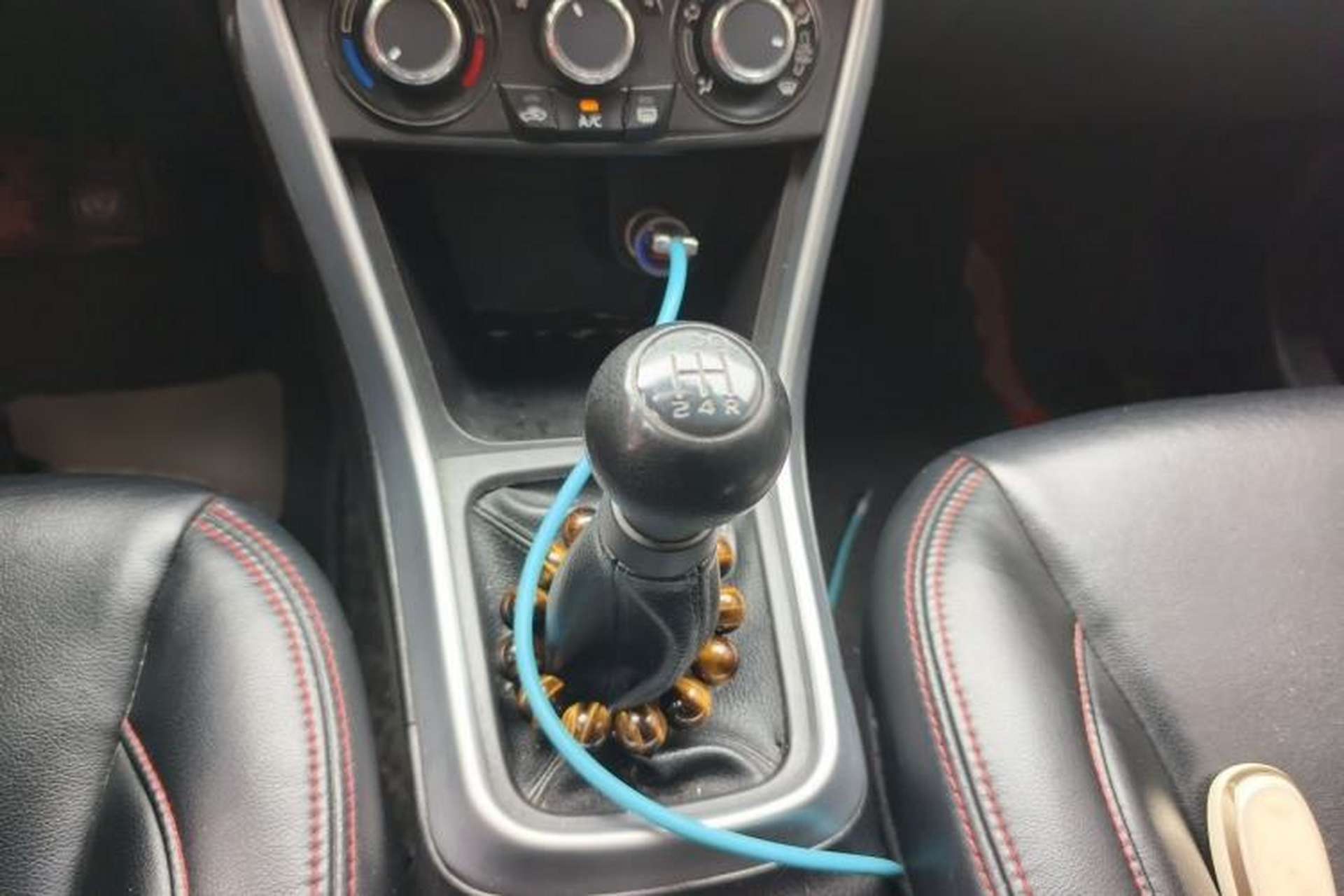 Used Suzuki S-Cross 2014 1.6L Manual Two-Wheel Drive Entry Model Gear Lever