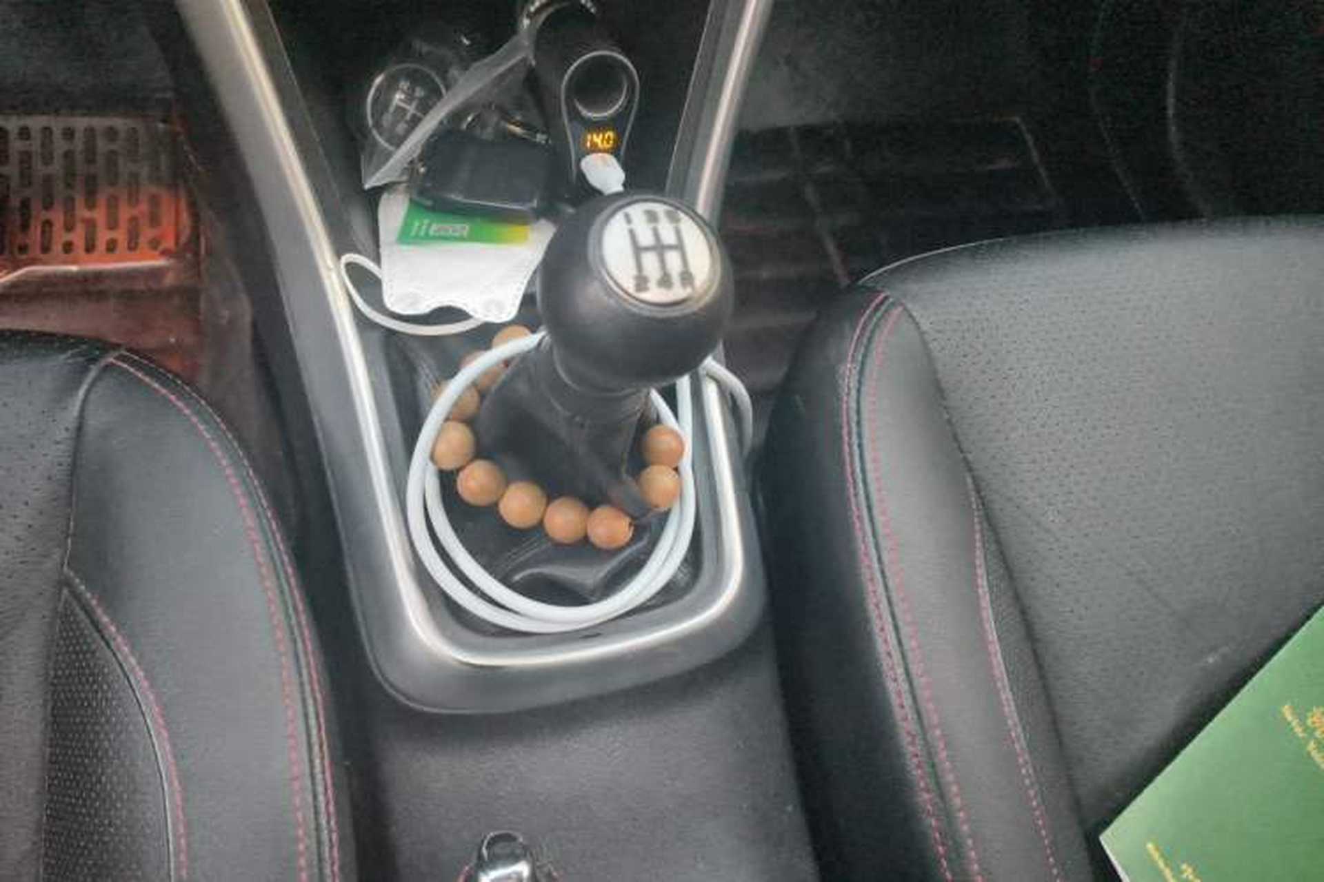 Used Suzuki S-Cross 2014 1.6L Manual Two-Wheel Drive Elite Model Gear Lever