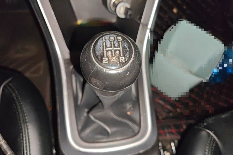 Used Suzuki S-Cross 2014 1.6L Manual Two-Wheel Drive Entry Model Gear Lever
