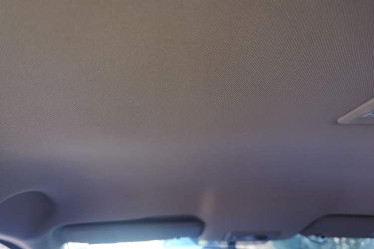 Used Suzuki S-Cross 2014 1.6L CVT Two-Wheel Drive Entry Model Headliner
