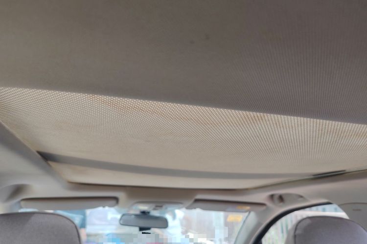 Used Suzuki S-Cross 2014 1.6L CVT Two-Wheel Drive Elite Version Headliner
