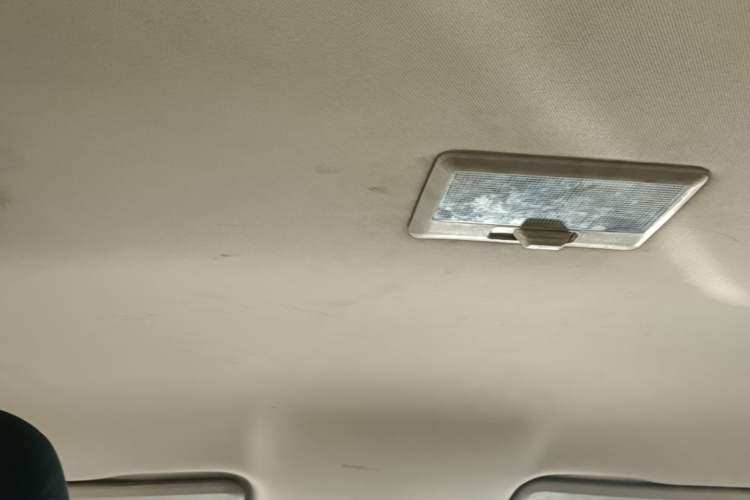 Used Suzuki S-Cross 2014 1.6L CVT Two-Wheel Drive Entry Model Headliner