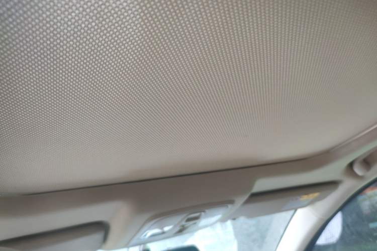 Used Suzuki S-Cross 2014 1.6L Manual Two-Wheel Drive Elite Model Headliner