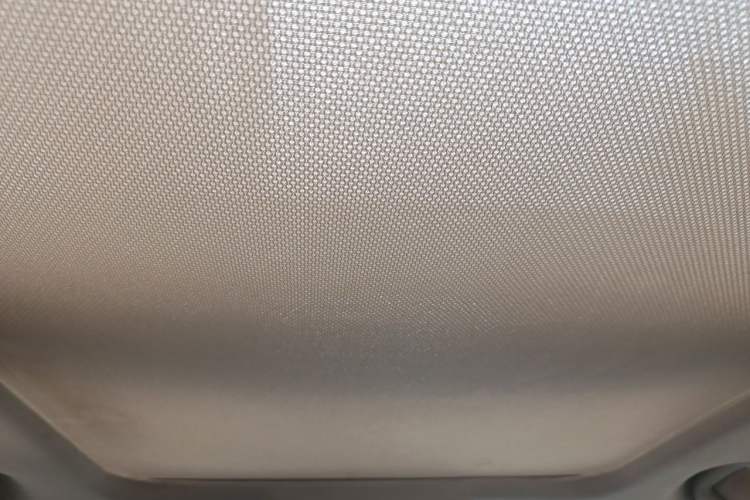 Used Suzuki S-Cross 2014 1.6L CVT Two-Wheel Drive Elite Version Headliner