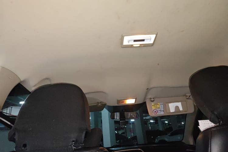 Used Suzuki S-Cross 2014 1.6L Manual Two-Wheel Drive Entry Model Headliner