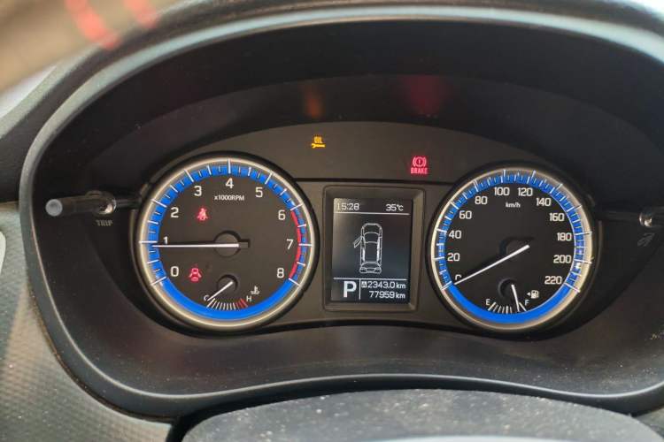 Used Suzuki S-Cross 2014 1.6L CVT Two-Wheel Drive Elite Version Instrument Cluster