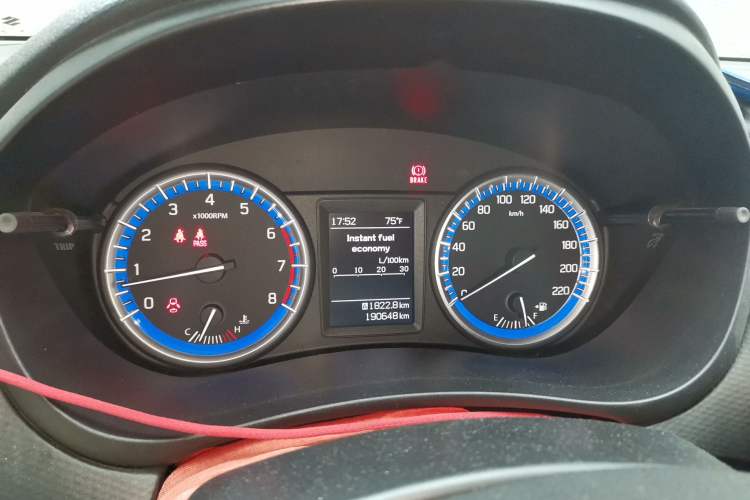 Used Suzuki S-Cross 2014 1.6L Manual Two-Wheel Drive Entry Model Instrument Cluster