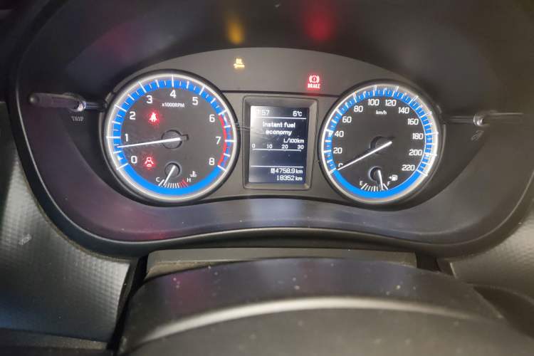 Used Suzuki S-Cross 2014 1.6L Manual Two-Wheel Drive Entry Model Instrument Cluster