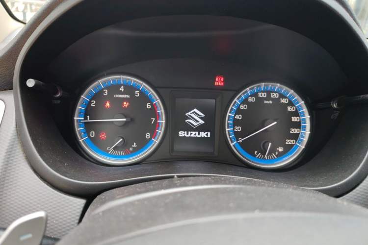 Used Suzuki S-Cross 2014 1.6L CVT Two-Wheel Drive Elite Version Instrument Cluster