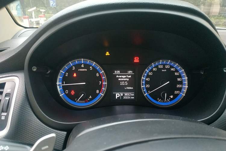 Used Suzuki S-Cross 2014 1.6L CVT Two-Wheel Drive Elite Version Instrument Cluster