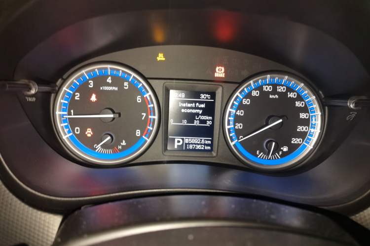 Used Suzuki S-Cross 2014 1.6L CVT Two-Wheel Drive Elite Version Instrument Cluster
