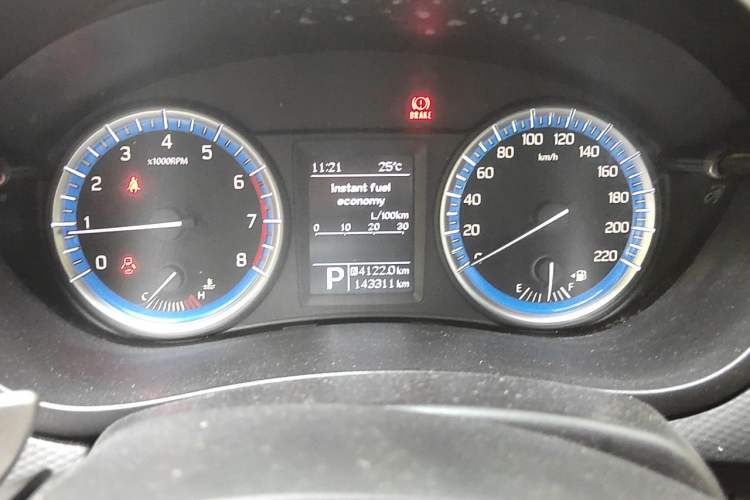 Used Suzuki S-Cross 2014 1.6L CVT Two-Wheel Drive Elite Version Instrument Cluster