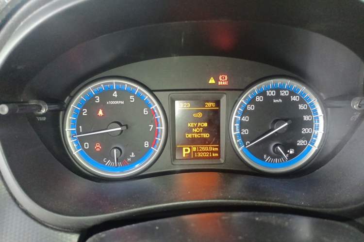 Used Suzuki S-Cross 2014 1.6L CVT Two-Wheel Drive Elite Version Instrument Cluster