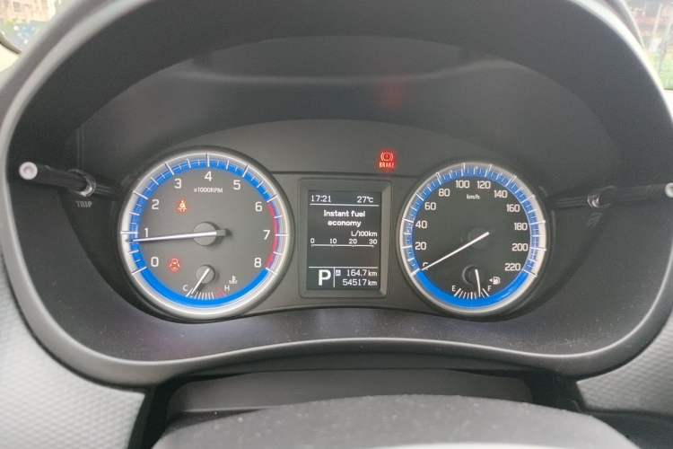 Used Suzuki S-Cross 2014 1.6L CVT Two-Wheel Drive Entry Model Instrument Cluster