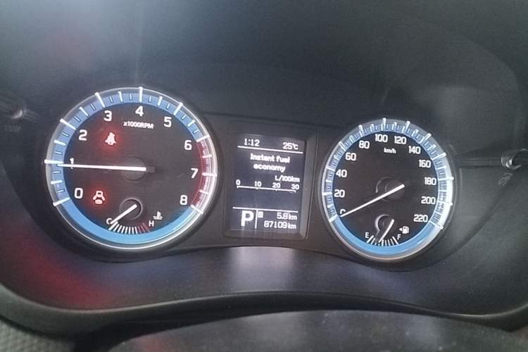 Used Suzuki S-Cross 2014 1.6L CVT Two-Wheel Drive Elite Version Instrument Cluster