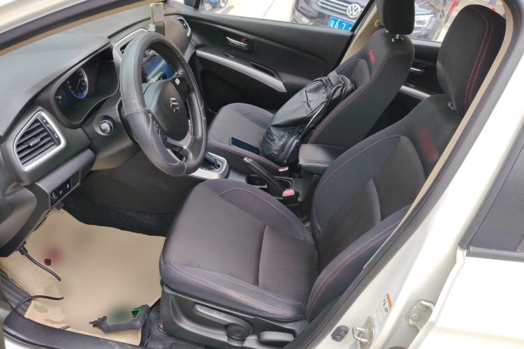 Used Suzuki S-Cross 2014 1.6L CVT Two-Wheel Drive Entry Model Left Front Seat