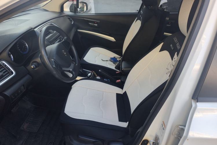 Used Suzuki S-Cross 2014 1.6L CVT Two-Wheel Drive Entry Model Left Front Seat