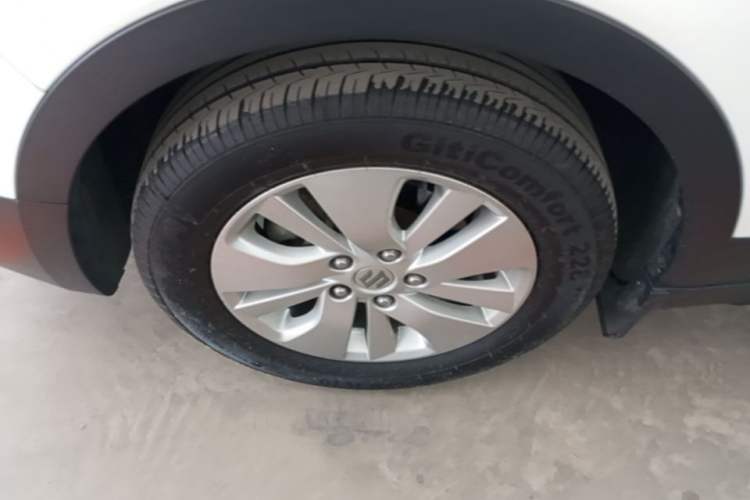 Used Suzuki S-Cross 2014 1.6L Manual Two-Wheel Drive Entry Model Left Front Wheel Hub