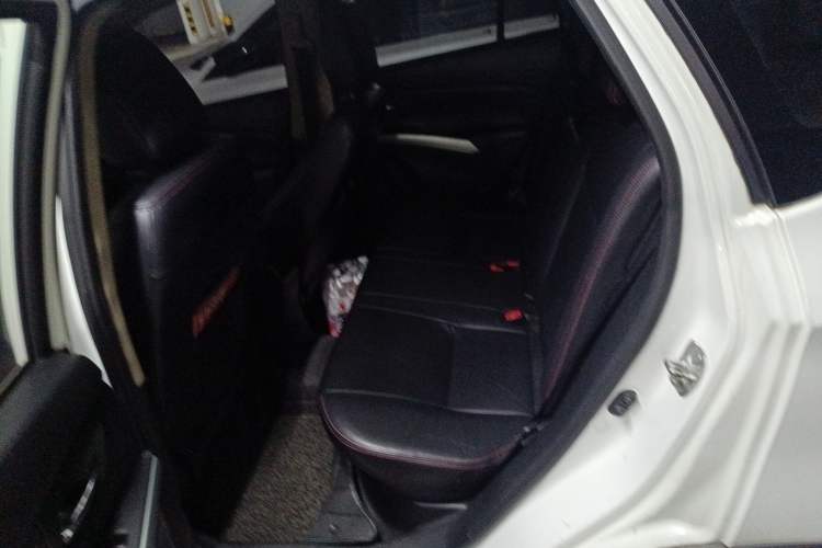 Used Suzuki S-Cross 2014 1.6L CVT Two-Wheel Drive Elite Version Left Rear Seat