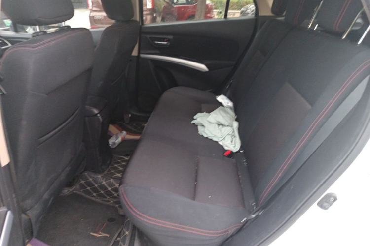 Used Suzuki S-Cross 2014 1.6L CVT Two-Wheel Drive Entry Model Left Rear Seat