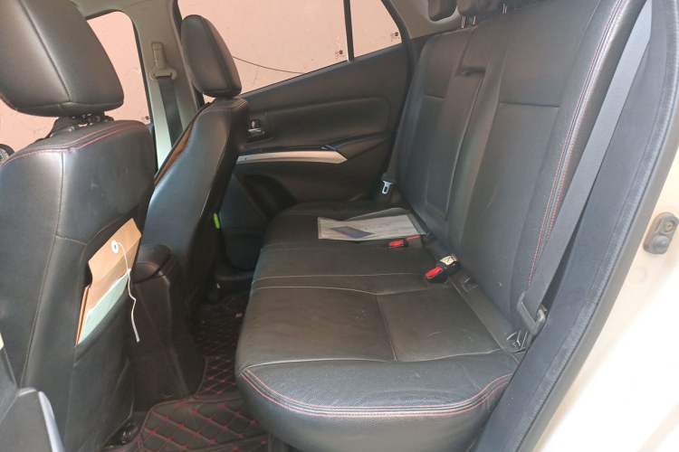 Used Suzuki S-Cross 2014 1.6L CVT Four-Wheel Drive Luxury Version Left Rear Seat